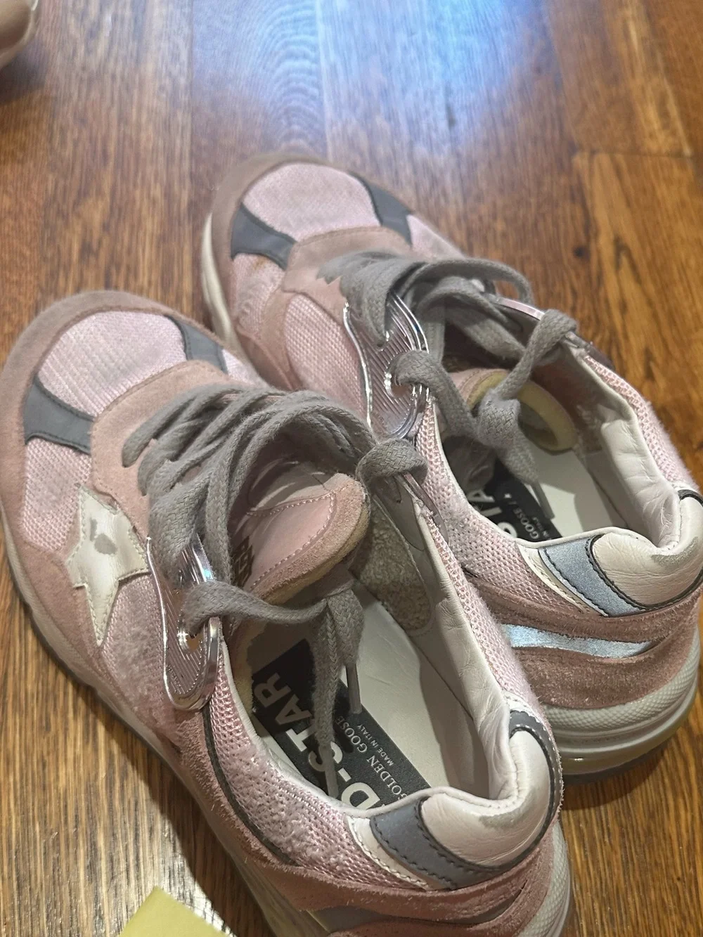 Golden goose dad star worn twice